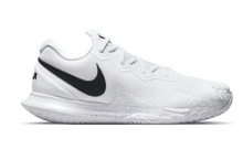 Load image into Gallery viewer, NikeCourt Zoom Vapor Cage 4 Rafa
