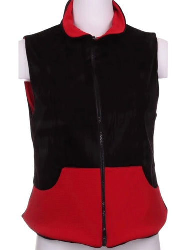 Our popular reversible vests can pair perfectly with any of our signature warm up pants! They are both soft and warm with pockets on both sides for your tennis balls.  This style is in our Black Velvet + Red design.  Machine wash cold and hang dry.