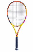 Load image into Gallery viewer, Smash, serve, volley, hit winners, drop shots… Whether you’re new to tennis or restarting it with new ambitions, the Boost Aero will help you to do it all. And even better, it performs all of the above at a price that’s affordable for any player’s budget.
